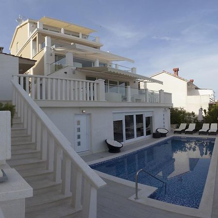 Apartments Villa Anamaria Trogir Exterior photo