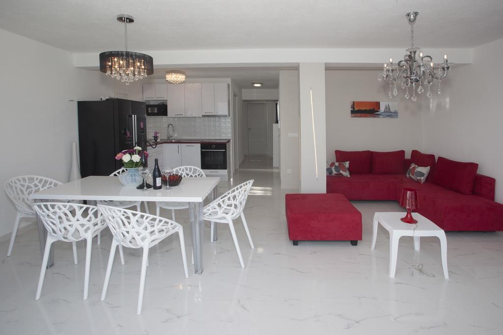 Apartments Villa Anamaria Trogir Exterior photo